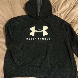 Under Armour Sweatshirt